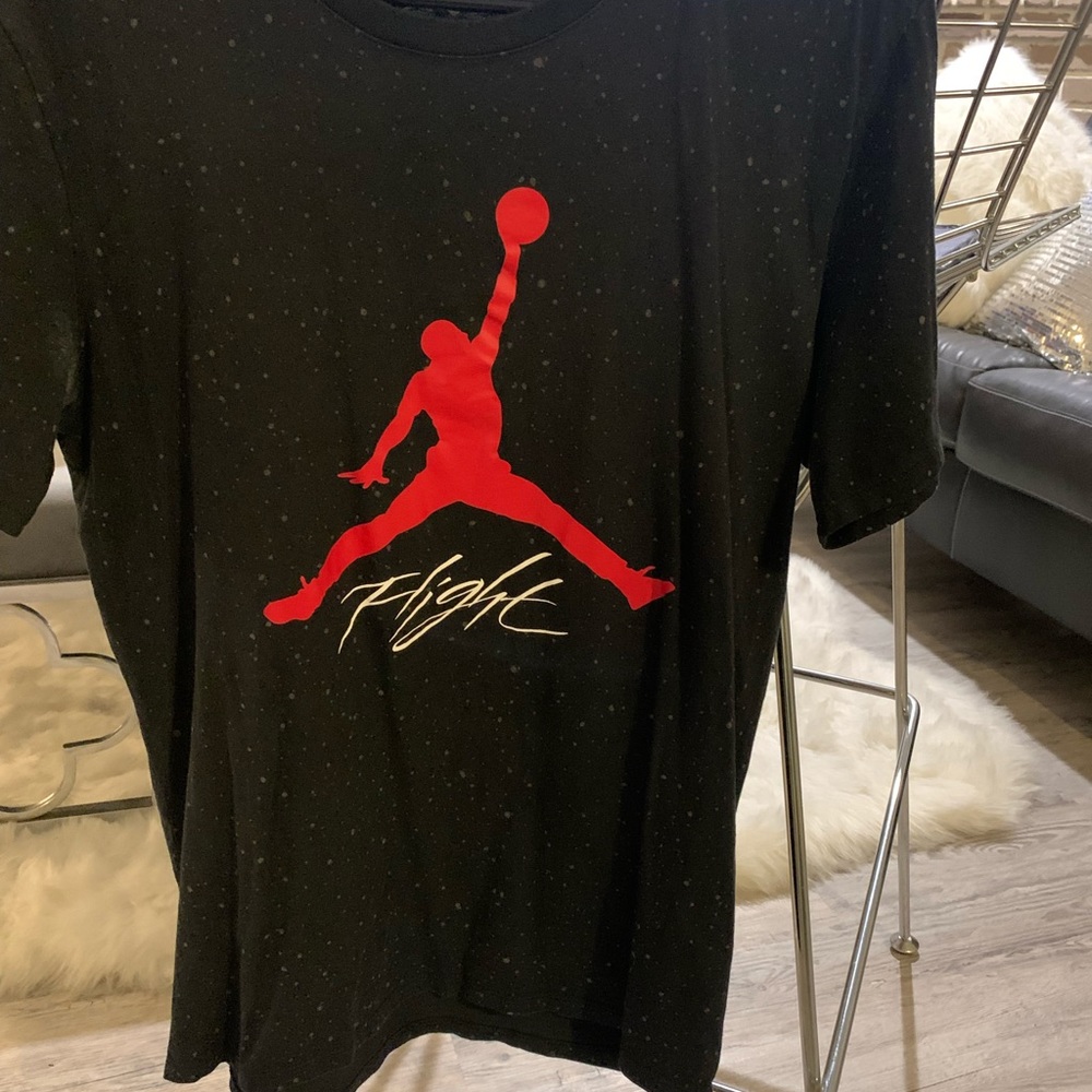 Men’s Jordan tee